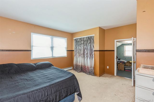 145 Bishop Lane, Holbrook, NY 11741