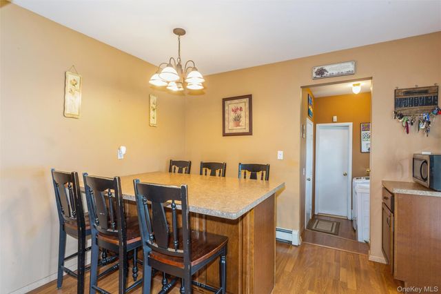 145 Bishop Lane, Holbrook, NY 11741