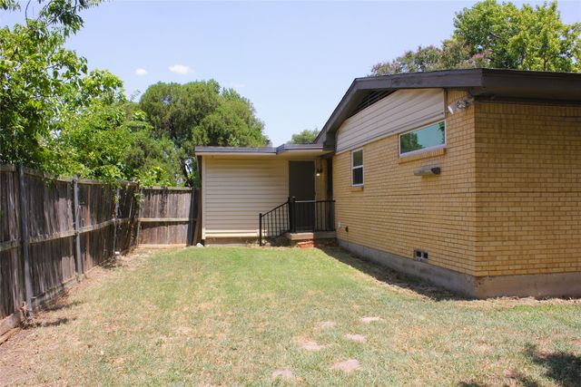 3010 Hillglenn Road, Dallas, TX 75228
