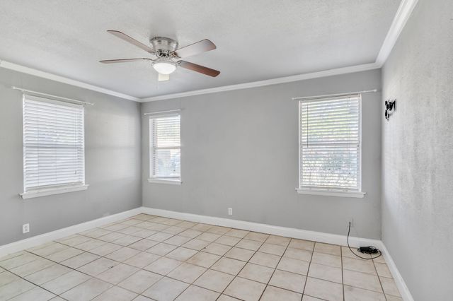3510 Reeves Street, North Richland Hills, TX 76117