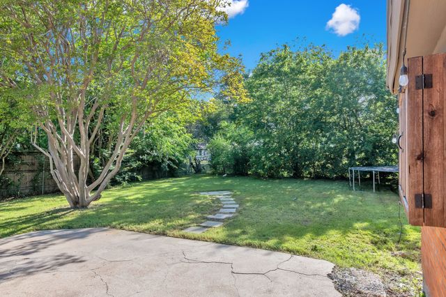 3510 Reeves Street, North Richland Hills, TX 76117