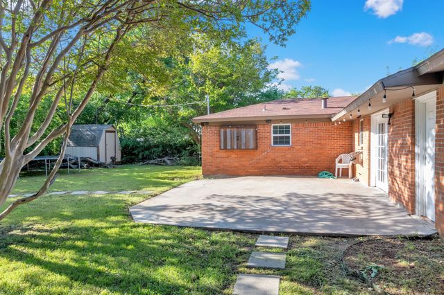3510 Reeves Street, North Richland Hills, TX 76117