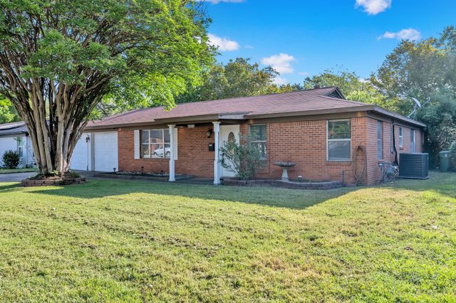 3510 Reeves Street, North Richland Hills, TX 76117