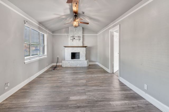 3510 Reeves Street, North Richland Hills, TX 76117