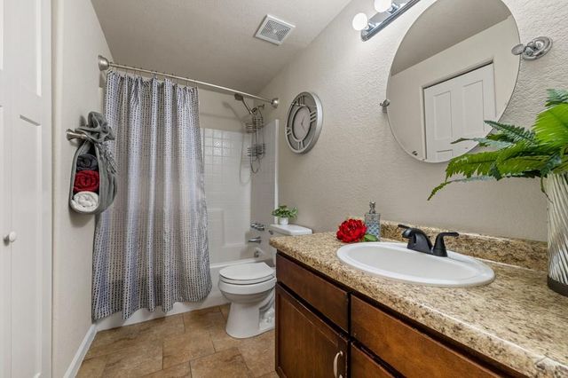 1826 Jerry Murphy Rd, Pueblo, CO 81001