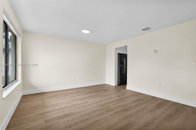 1590 Kia Dr, Homestead, FL 33033