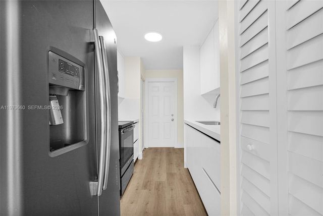 1590 Kia Dr, Homestead, FL 33033