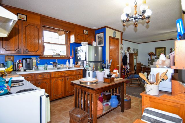 6070 Hwy 49E, Springfield, TN 37172