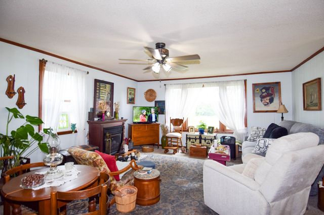 6070 Hwy 49E, Springfield, TN 37172