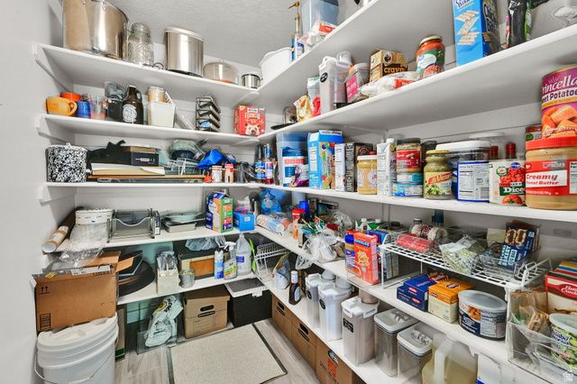 4409 S 6300 W, Hooper, UT 84315