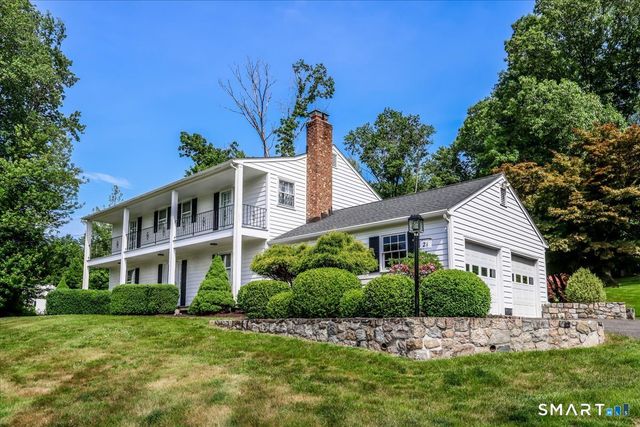 21 White Pine Drive, Brookfield, CT 06804