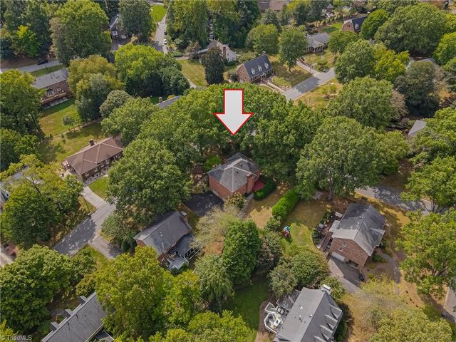1014 Greenhurst Road, Winston-salem, NC 27104