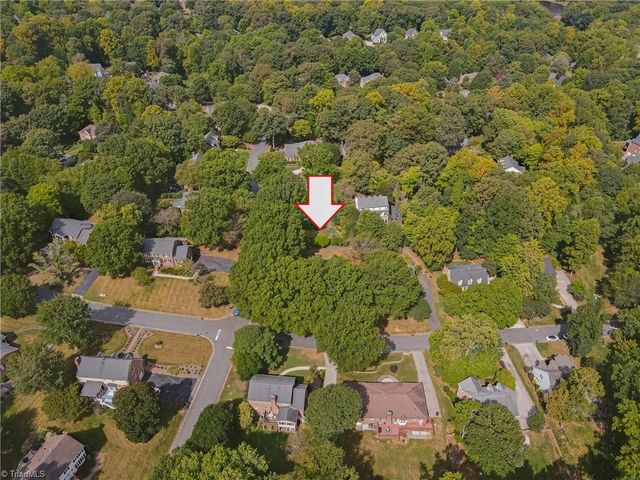 1014 Greenhurst Road, Winston-salem, NC 27104