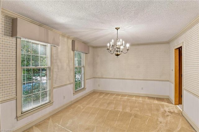 1014 Greenhurst Road, Winston-salem, NC 27104
