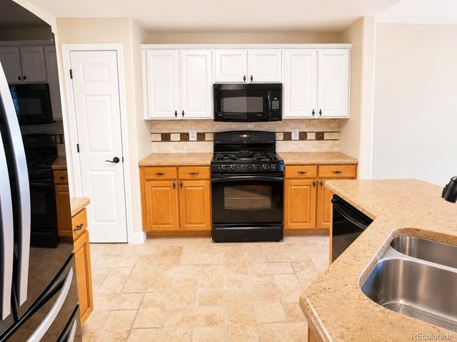 12748 E Wyoming Cir, Aurora, CO 80012