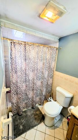 7 Barnard Pl, North Arlington Boro, NJ 07031