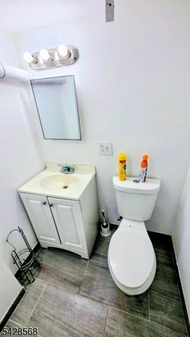 7 Barnard Pl, North Arlington Boro, NJ 07031