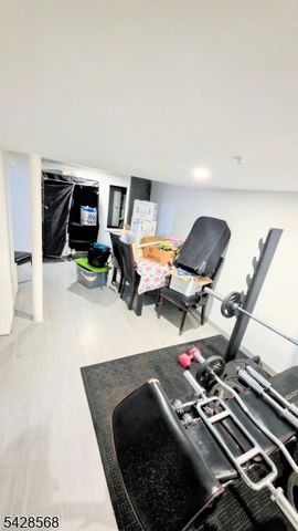7 Barnard Pl, North Arlington Boro, NJ 07031