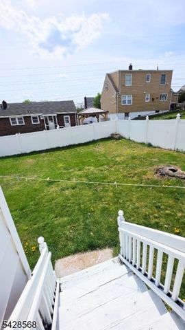 7 Barnard Pl, North Arlington Boro, NJ 07031