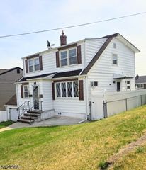 7 Barnard Pl, North Arlington Boro, NJ 07031