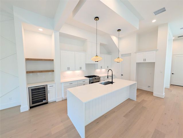 835 W 25th Street, Houston, TX 77008