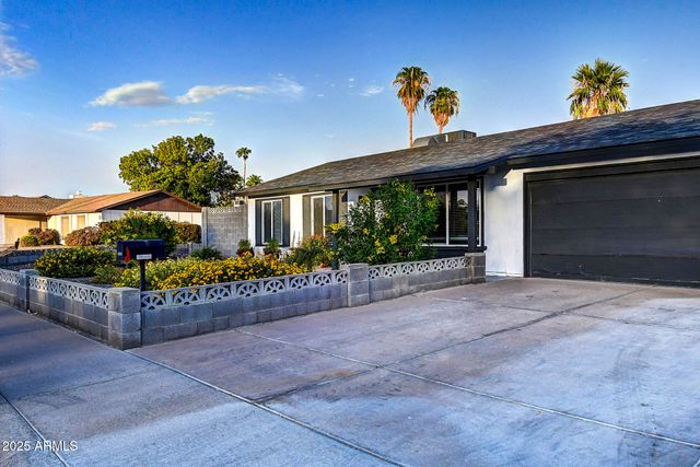 17659 N PARADISE PARK Drive, Phoenix, AZ 85032