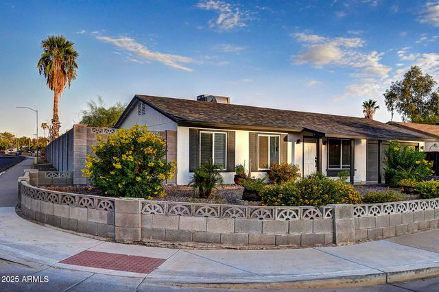 17659 N PARADISE PARK Drive, Phoenix, AZ 85032