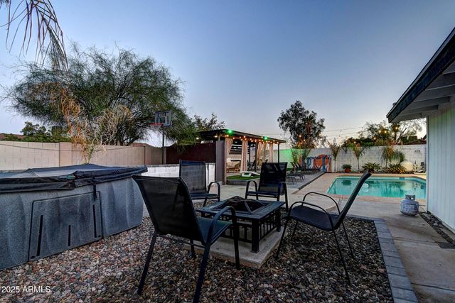 17659 N PARADISE PARK Drive, Phoenix, AZ 85032