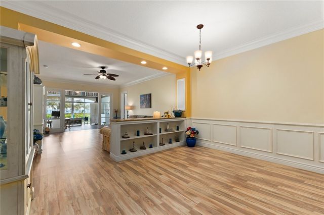 27 Harbour Isle Drive W 105, Fort Pierce, FL 34949