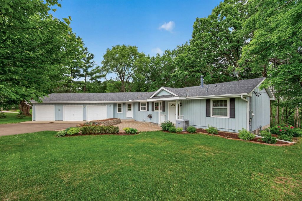 1350 Oldridge Avenue N, Stillwater, MN 55082