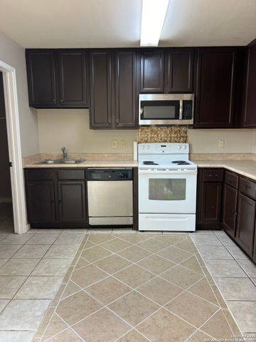 9140 Timber Path Unit 802, San Antonio, TX 78250