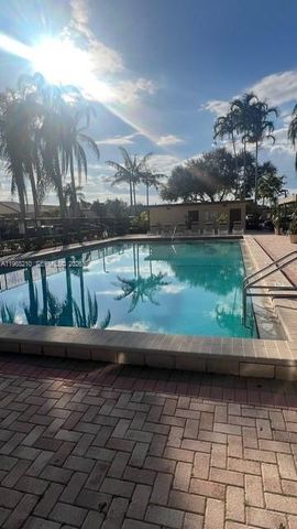 11925 NE 2nd Ave B307, North Miami, FL 33161