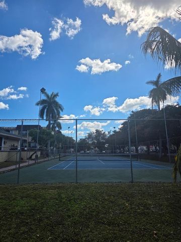 11925 NE 2nd Ave B307, North Miami, FL 33161