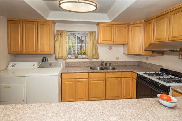 933 New Depot St 3, Los Angeles, CA 91002