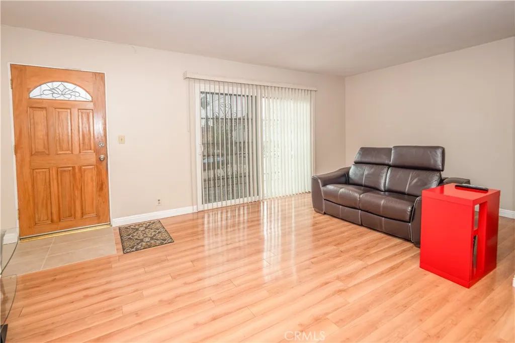 933 New Depot St 3, Los Angeles, CA 91002