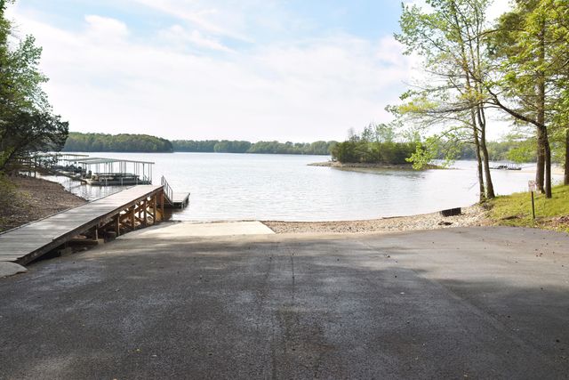 105 W Paradise Drive, Winchester, TN 37398