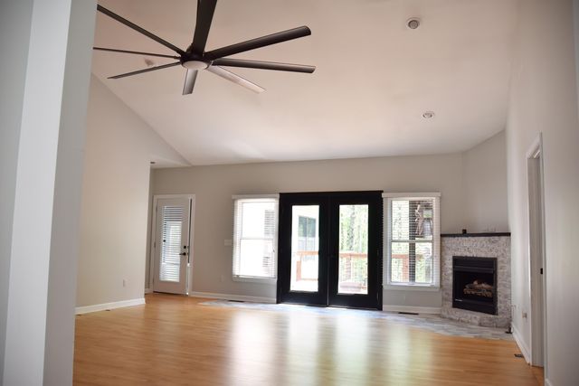 105 W Paradise Drive, Winchester, TN 37398