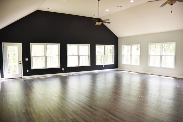 105 W Paradise Drive, Winchester, TN 37398