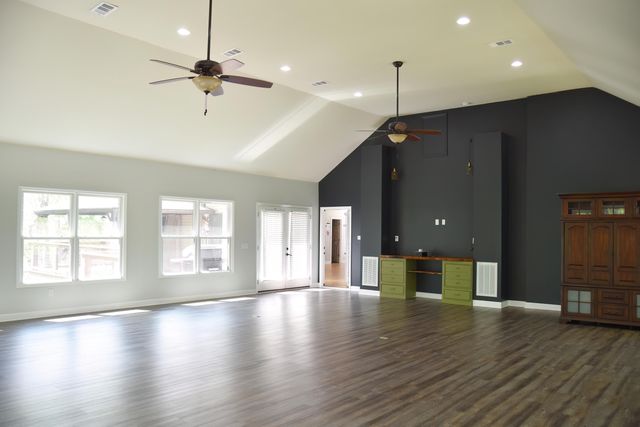 105 W Paradise Drive, Winchester, TN 37398