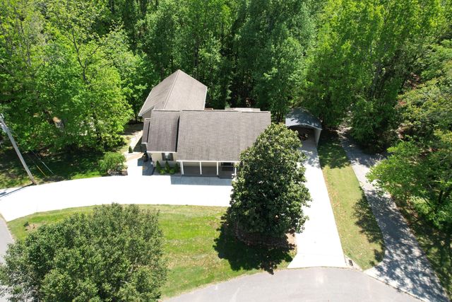105 W Paradise Drive, Winchester, TN 37398