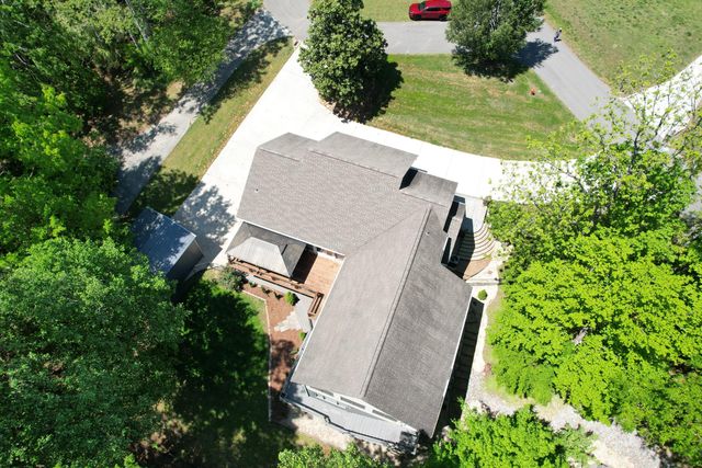 105 W Paradise Drive, Winchester, TN 37398