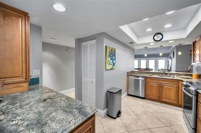 1582 GULF BOULEVARD 1106, Clearwater Beach, FL 33767