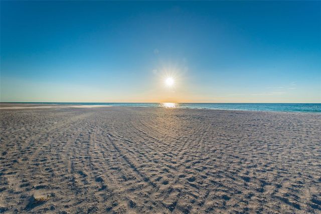 1582 GULF BOULEVARD 1106, Clearwater Beach, FL 33767