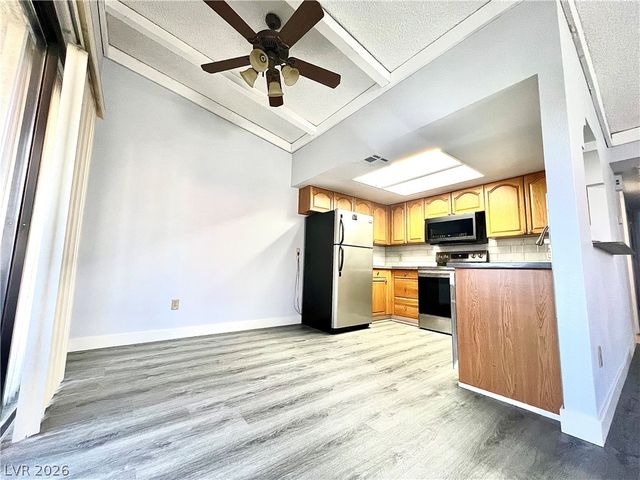 4736 Obannon Drive D, Las Vegas, NV 89102