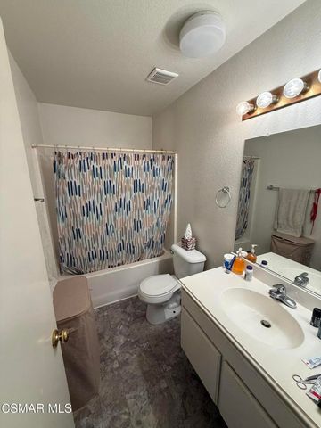 607 Hooper Avenue, Simi Valley, CA 93065