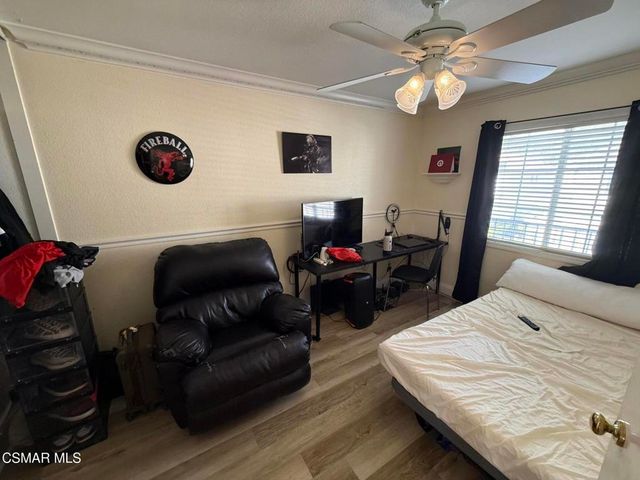 607 Hooper Avenue, Simi Valley, CA 93065