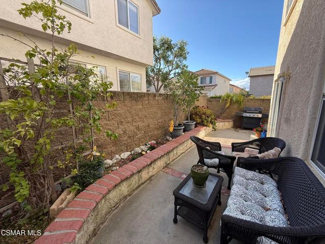 607 Hooper Avenue, Simi Valley, CA 93065