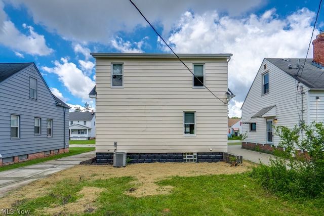 5141 Clement Avenue, Maple Heights, OH 44137