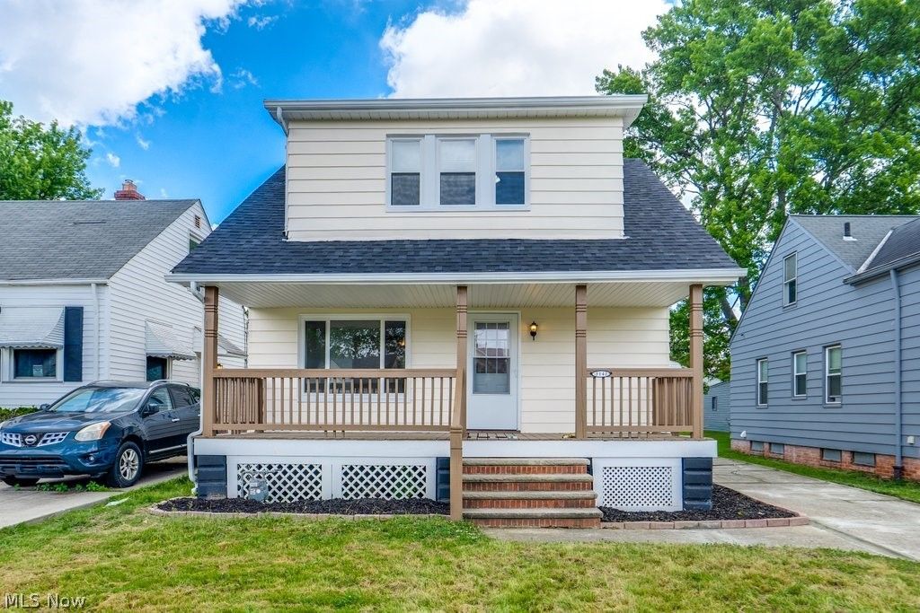 5141 Clement Avenue, Maple Heights, OH 44137
