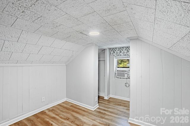 8825 Mcclure Circle, Charlotte, NC 28216